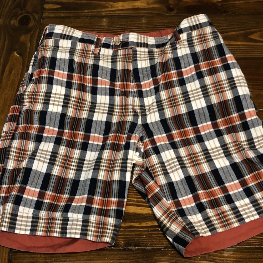 SAVANE 2 for the Price of One! Reversible Mens Shorts Size 32